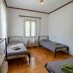 Apartman Tasos *