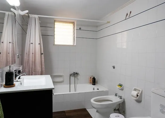 Tasos Леонидион