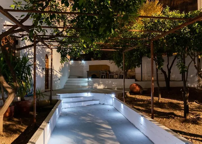 Apartment Tasos Leonídion